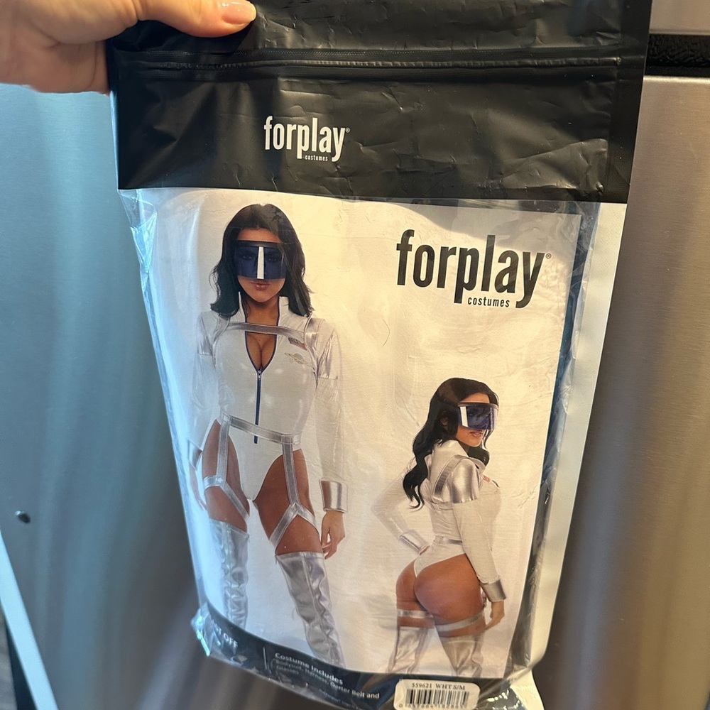Forplay costume